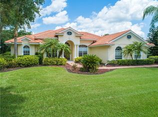 8848 Bloomfield Blvd, Sarasota, FL 34238