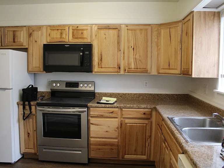 736 Bennett Ave #2 — Photo 1