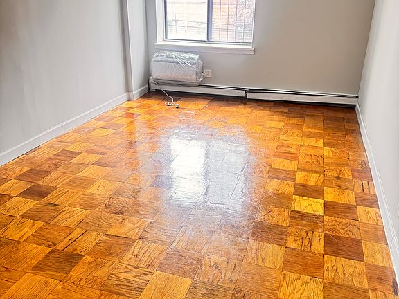 3rd image of 14016 34th Ave #309A