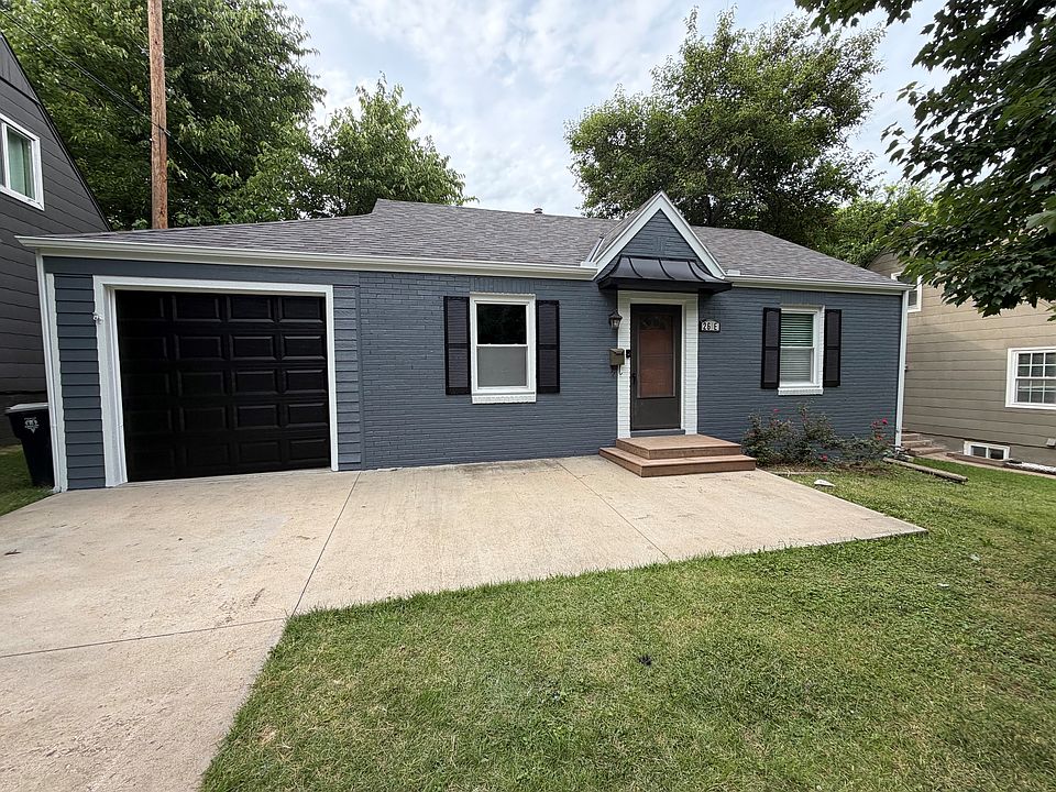1st image of 26 E Pocahontas Ln