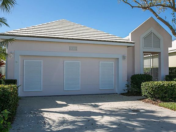 4th image of 1375 Saint Catherines Cir