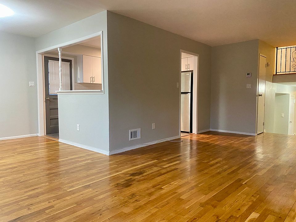 1st image of 24070 67th Ave Floor 1