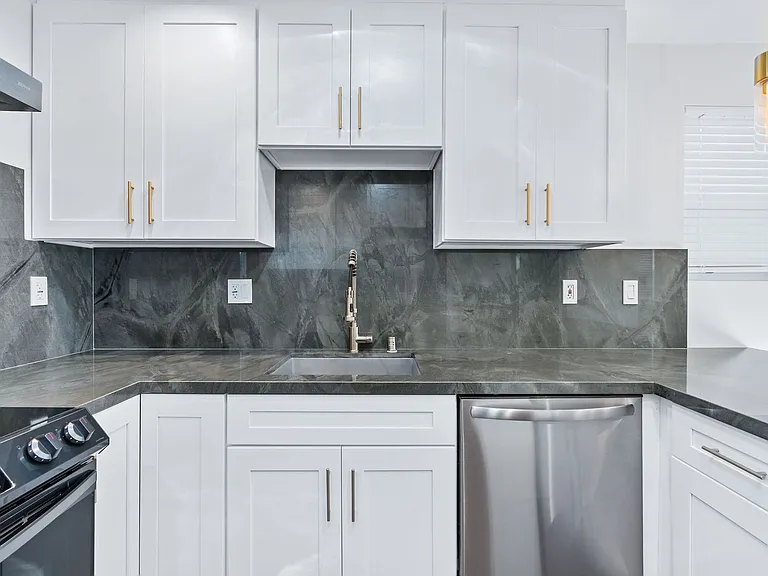 1170 Legion Ave #A — Photo 10