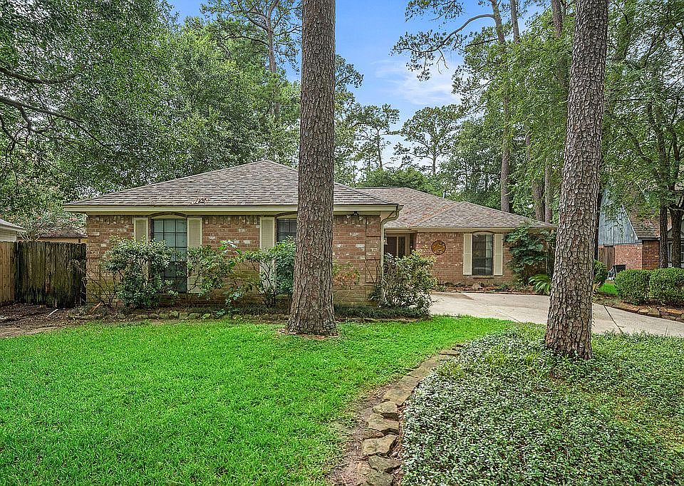 1st image of 11807 Golden Pine Dr