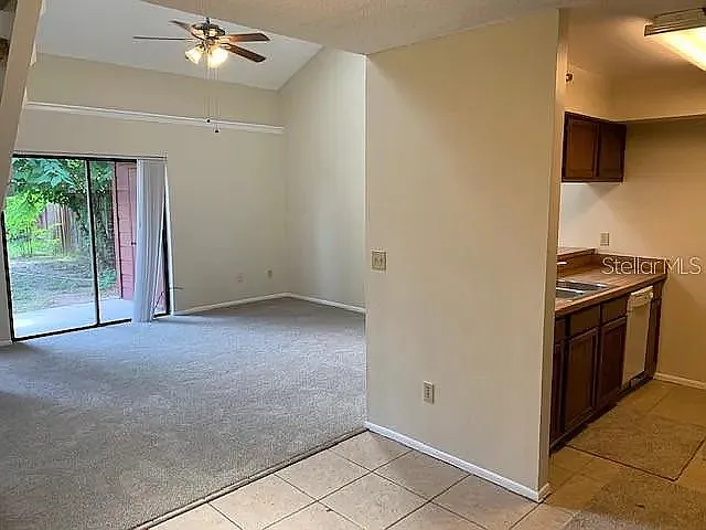 2 bed, 1106 sqft, $1,625 — Photo 2