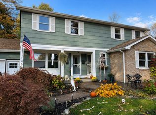 100 Brittany Dr, Amherst, NY 14228