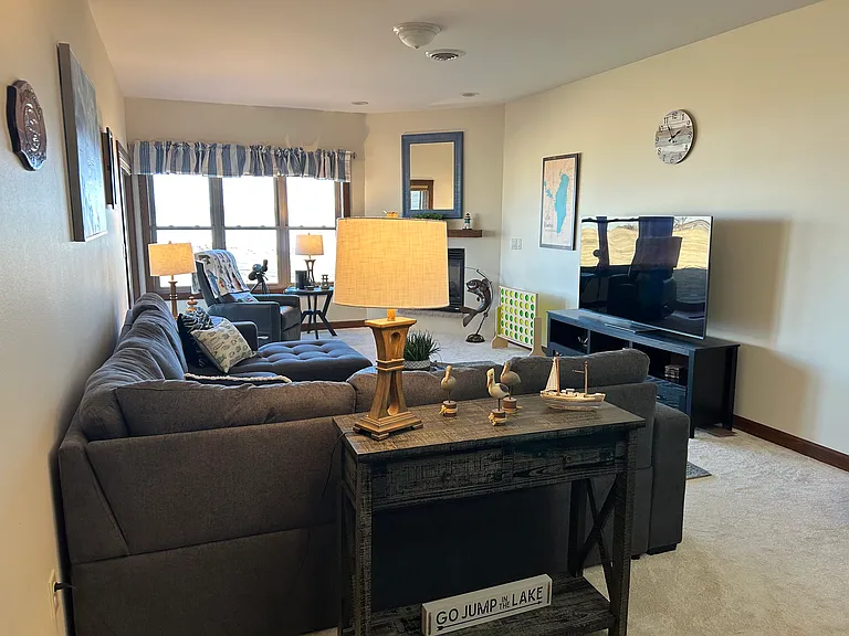 N8809 Lakeshore Dr #2 — Photo 28
