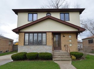 4185 W Crestline St, Chicago, IL 60652