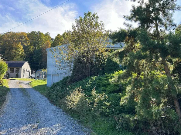 1897 State Route 66, Ford City, PA 16226