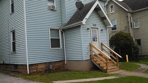 777 apt 1-6 Wayne Ave. — Photo 2