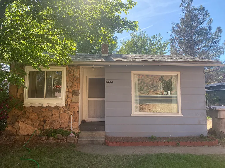 363 N 300 W — Photo 8