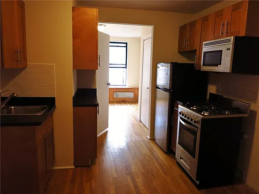 Rented by City & Suburban | media 18