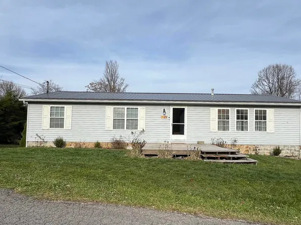 29 Plantation Dr, Morgantown, WV 26508