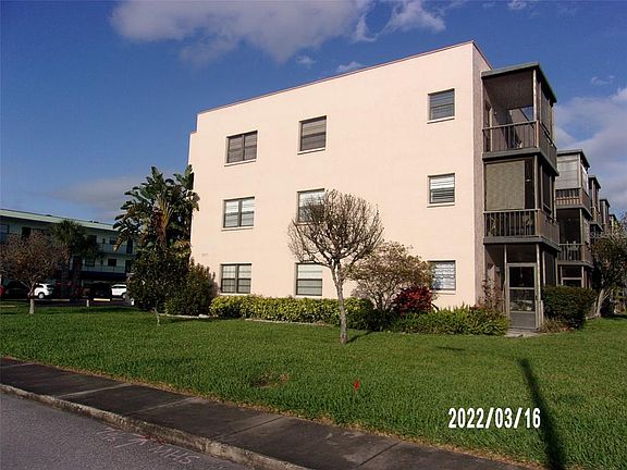 3rd image of 5971 Terrace Park Dr N Unit 109