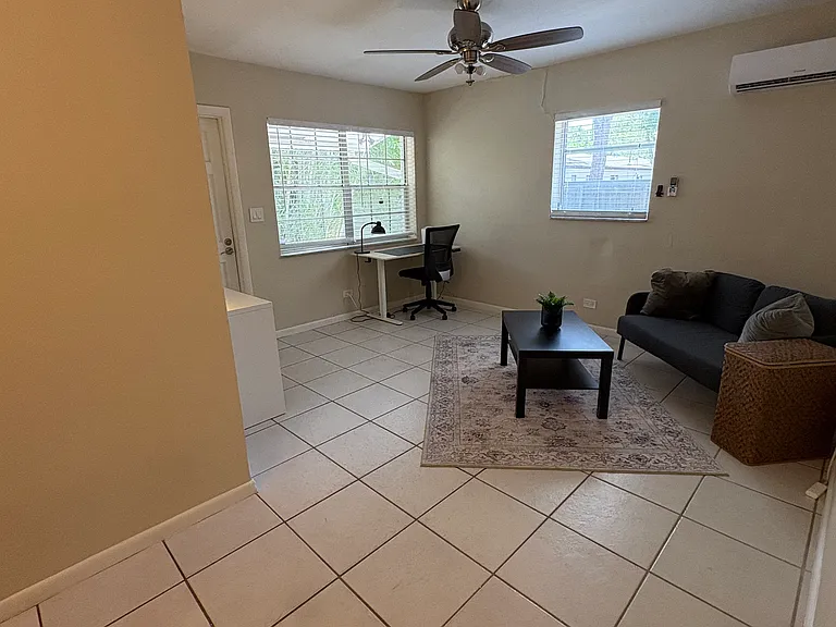 1122 SW 2nd Ct #2 — Photo 12