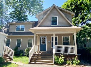 14 1/2 Midland Ave, Glen Ridge, NJ 07028