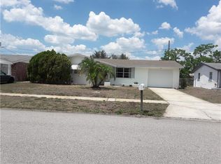 5649 Casino Dr, Holiday, FL 34690