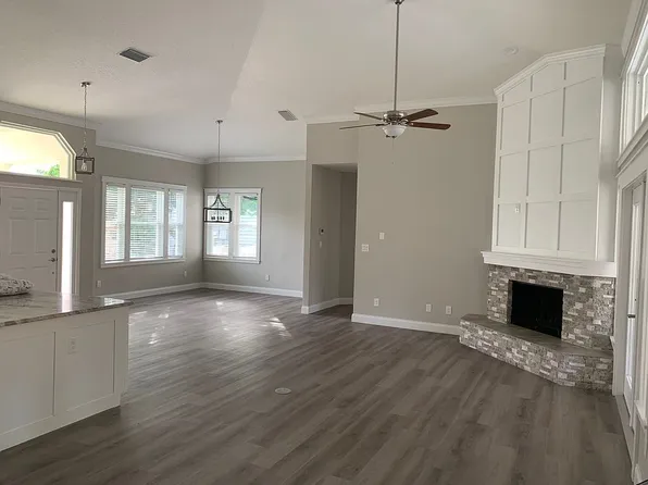 210 N Castleford Ct, Longwood, FL 32779