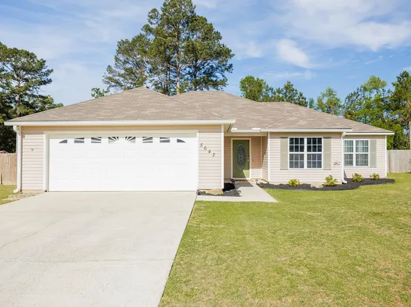 5642 Emily Ln, Hahira, GA 31632