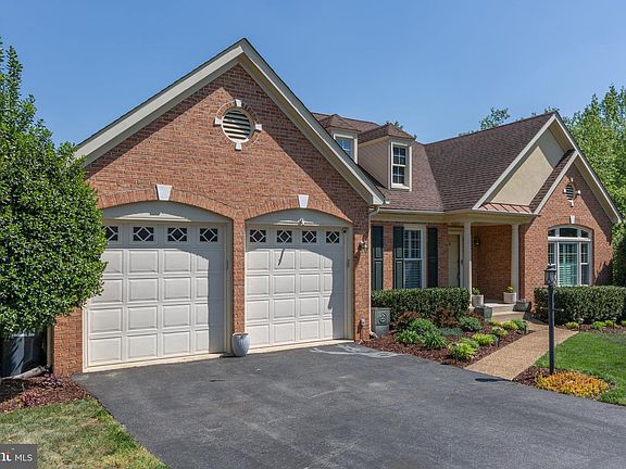 5th image of 10303 Lexington Ct