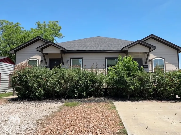 10401 Cathedral Dr #B — Photo 16