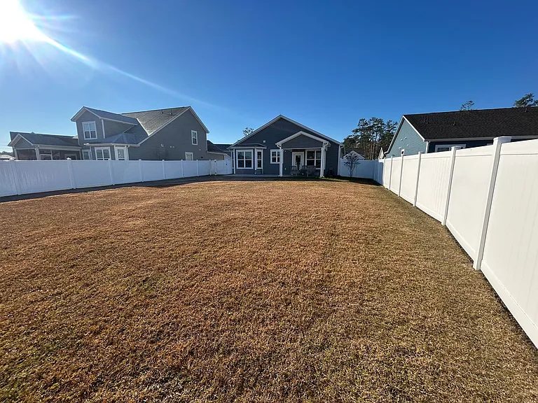 585 Oyster Dr — Photo 35