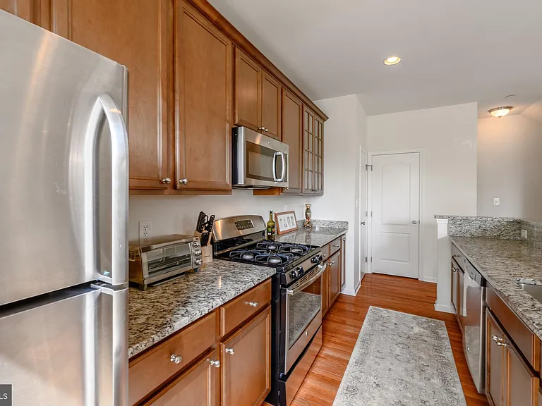 310 Katie Ln — Photo 22