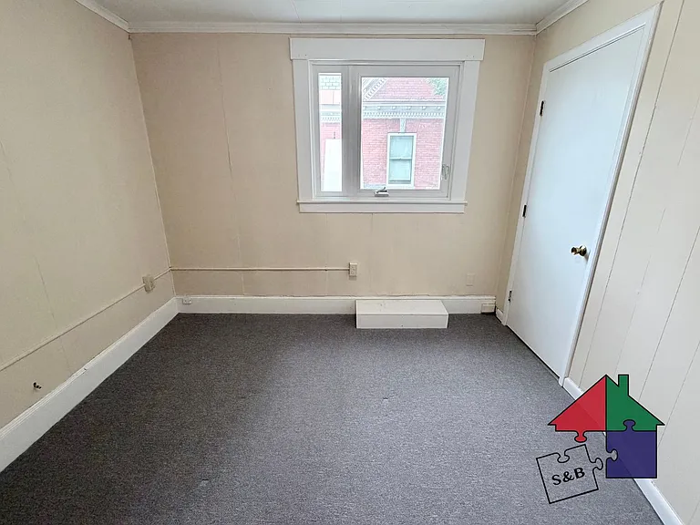 8 North St — Photo 11