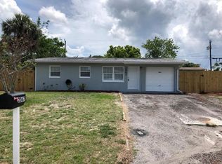 2067 Robin Hood Dr, Melbourne, FL 32935