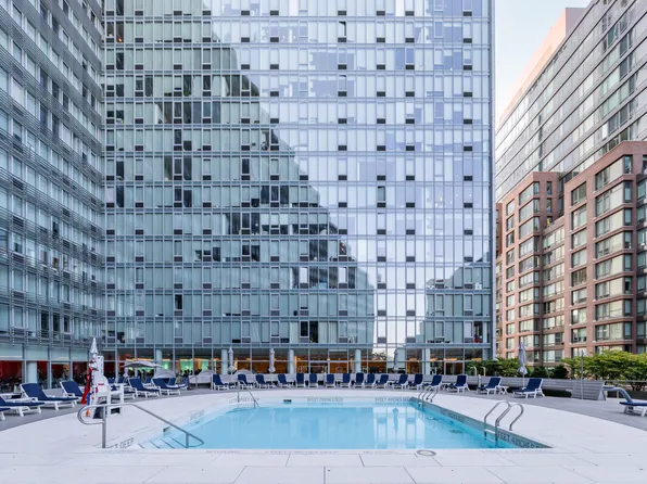 554 West 54th Street image 13 of 57