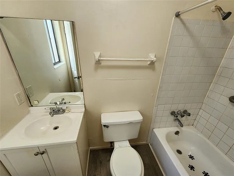 7012 SW 6th Pl #C — Photo 15