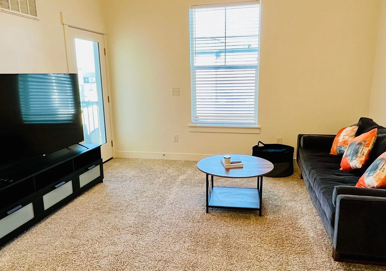 Comfortable 3 Bed / 2 Bath Home Available in Lehi — Photo 2