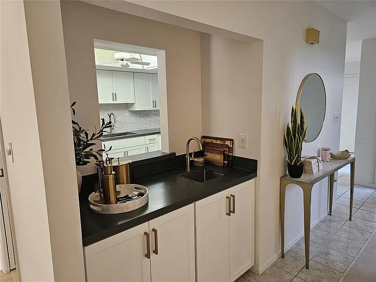 4408 La Jolla Dr #19-A — Photo 6