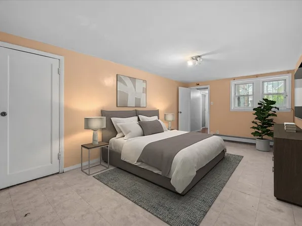 677 East 92nd Street image 2 of 10