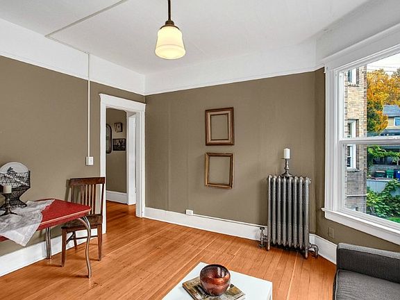 South facing unit with lots of natural light.