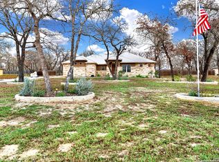116 Chuckwagon Dr, La Vernia, TX 78121