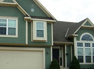 5821 Millbrook St, Shawnee, KS 66218