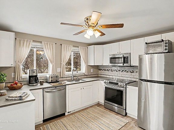 3rd image of 4072 Crosby Rd