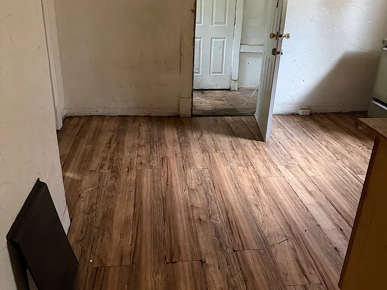 5363 Arlington Ave — Photo 4