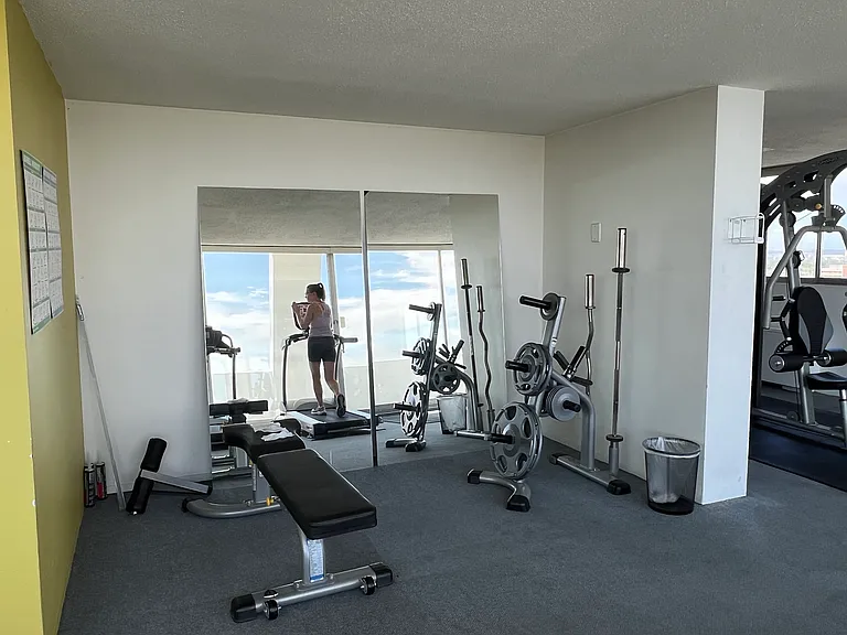 1155 Ash St #1105 — Photo 18
