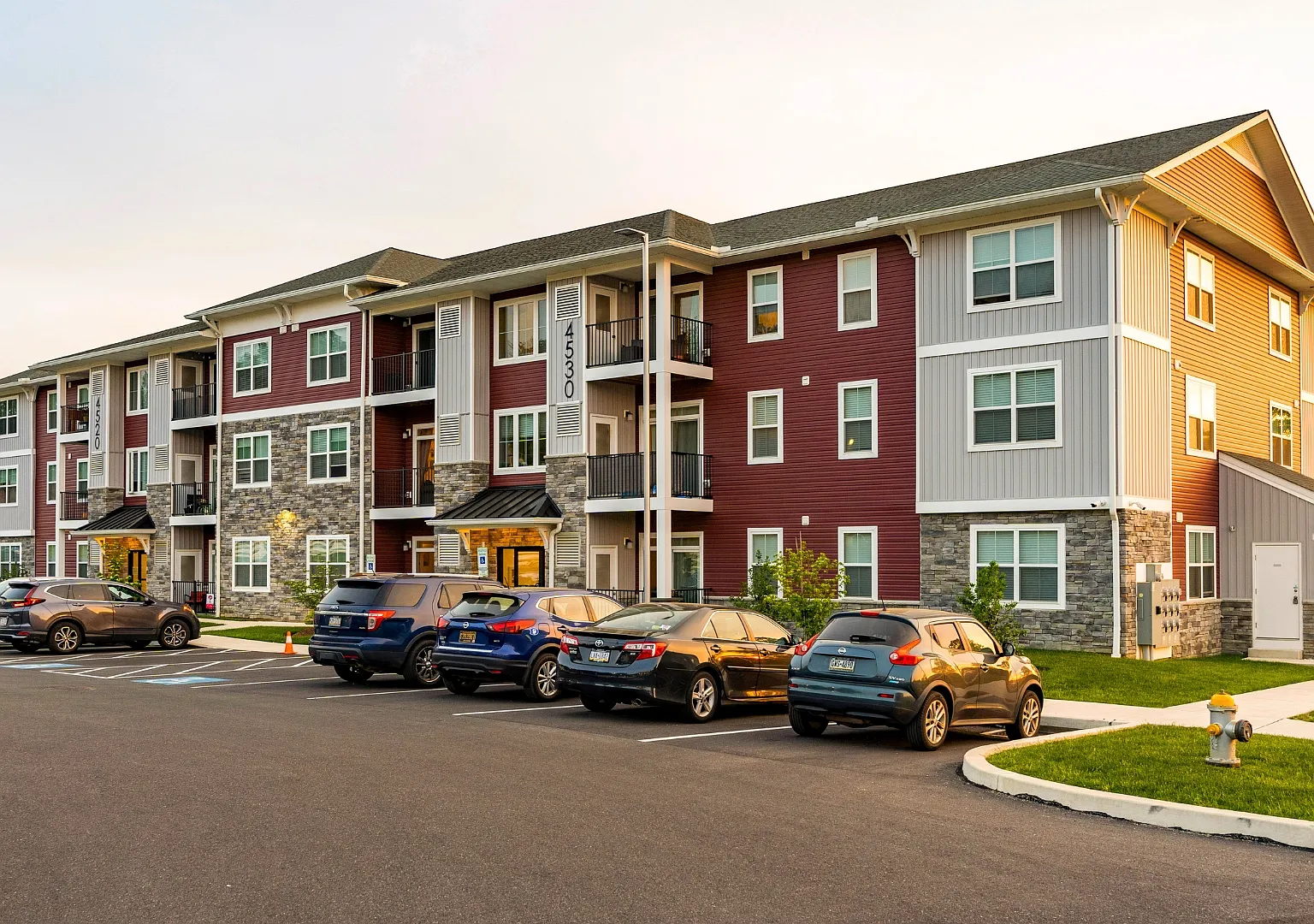 2 bed, 1106 sqft, $1,750 — Photo 1