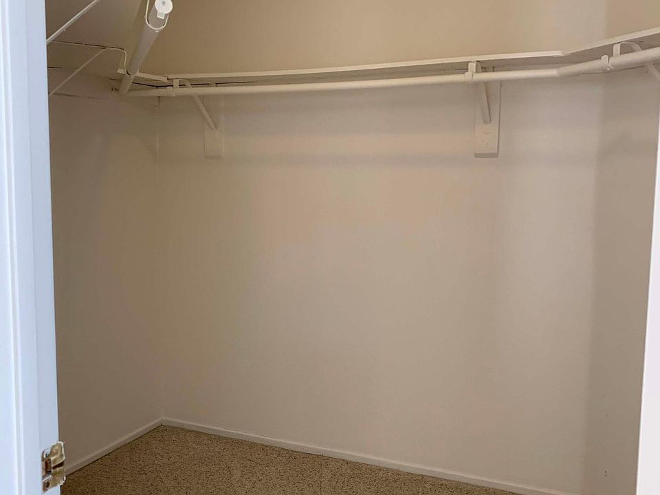 1st image of 11241 Woodrush Ct
