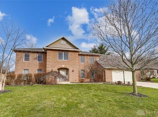 1854 Appian Way, Springfield, OH 45503