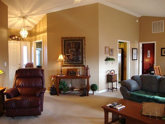 5th image of 2337 Winterset Dr