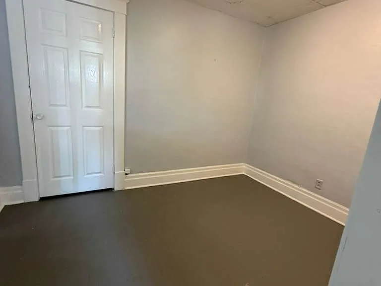 2841 Macklem Ave #2 — Photo 4