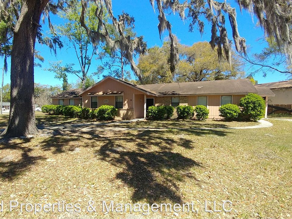 1st image of 801 Meadowbrook Dr APT B