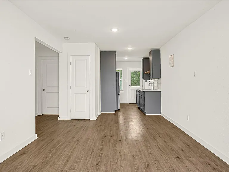 7529 Westover St #A — Photo 4