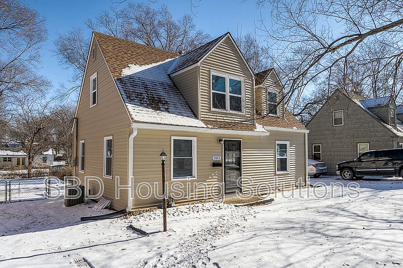 1st image of 3023 S Norwood Ave