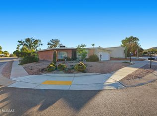 425 W San Ignacio, Green Valley, AZ 85614