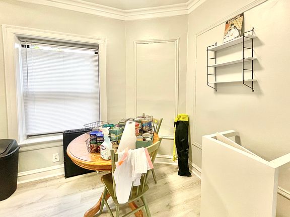 5th image of 7635 N Rogers Ave #3